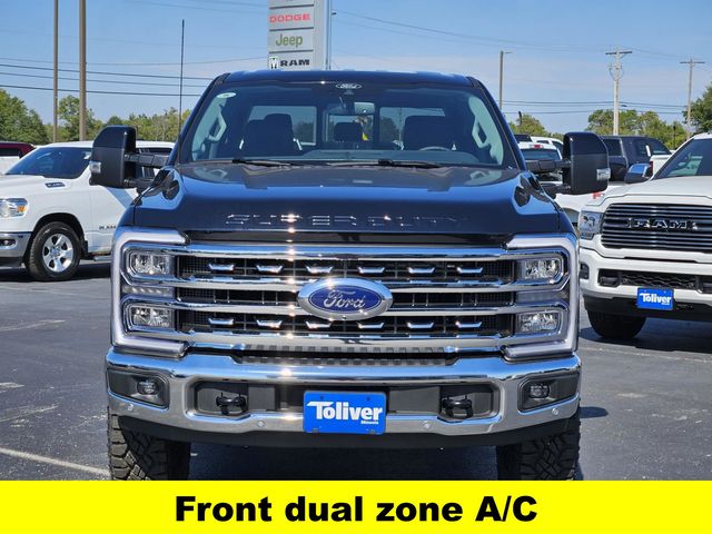 2026 Ford F-250 Lariat photo 3