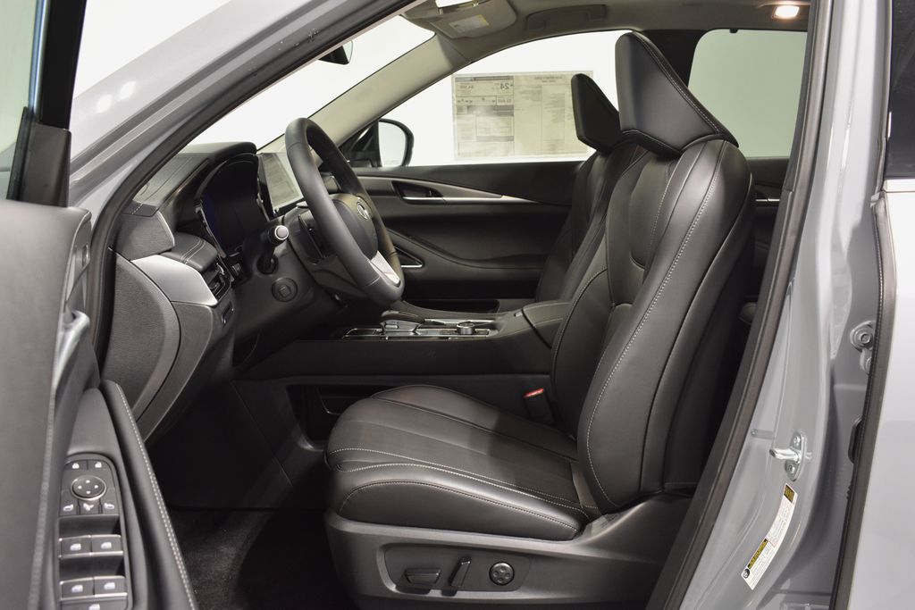 2026 Infiniti QX60 Luxe AWD photo 11
