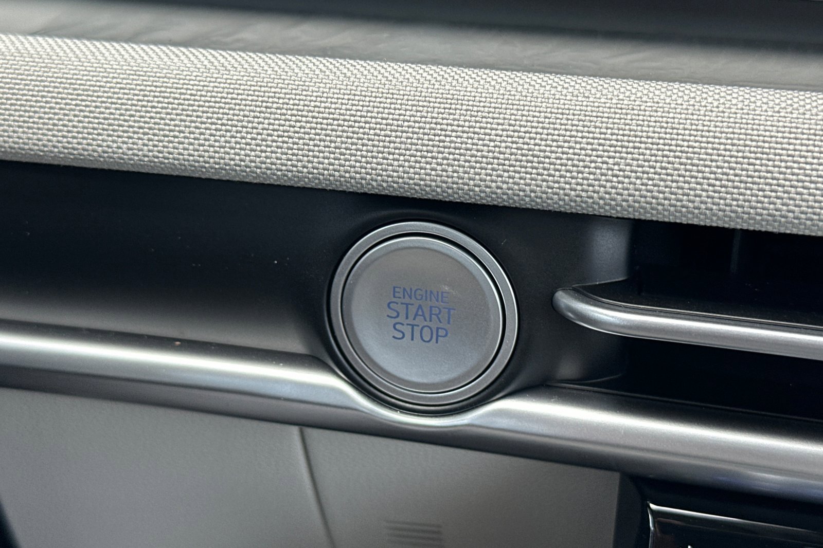 2025 Hyundai Tucson Hybrid Limited Sport photo 19