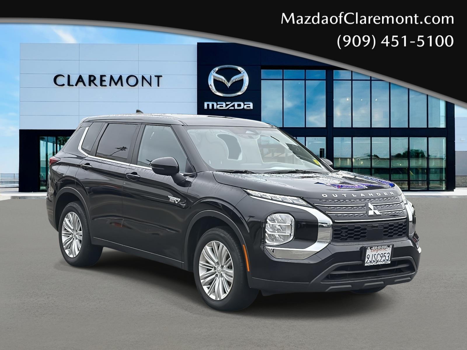 2023 Mitsubishi Outlander Plug-In Hybrid ES's photo