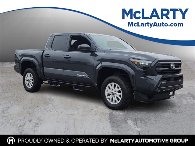 2024 Toyota Tacoma SR5's photo