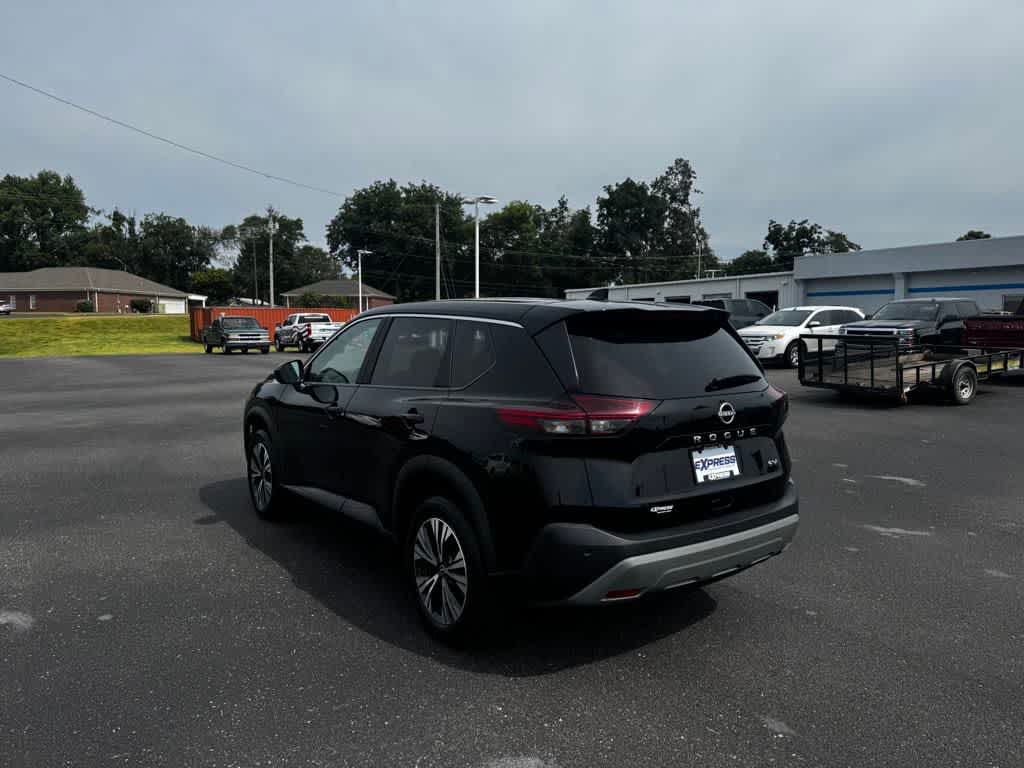 2023 Nissan Rogue SV photo 2