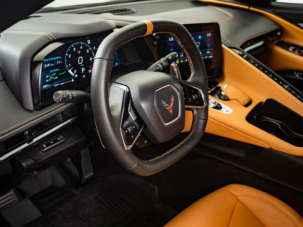 2023 Chevrolet Corvette Stingray 2LT photo 4