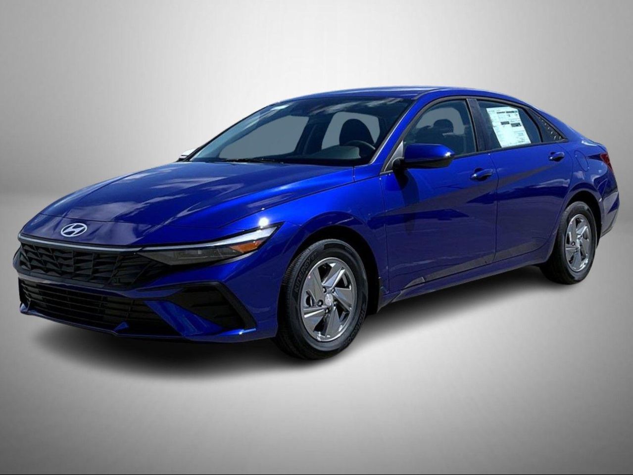 2025 Hyundai Elantra SE's photo