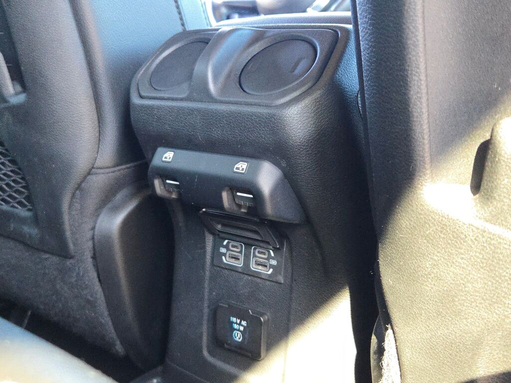 2023 Jeep Wrangler Rubicon 4xe photo 11