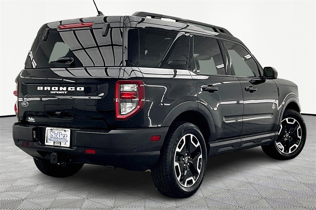 Used 2023 Ford Bronco Sport Outer Banks with VIN 3FMCR9C60PRD44960 for sale in Kansas City