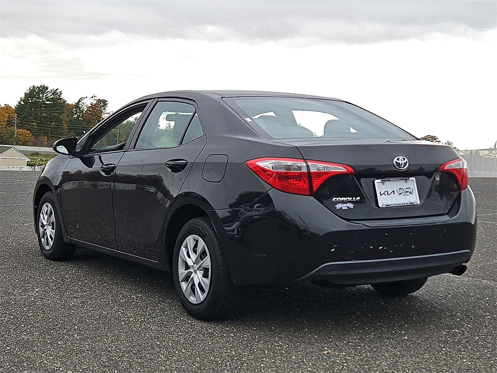 2014 Toyota Corolla L photo 2
