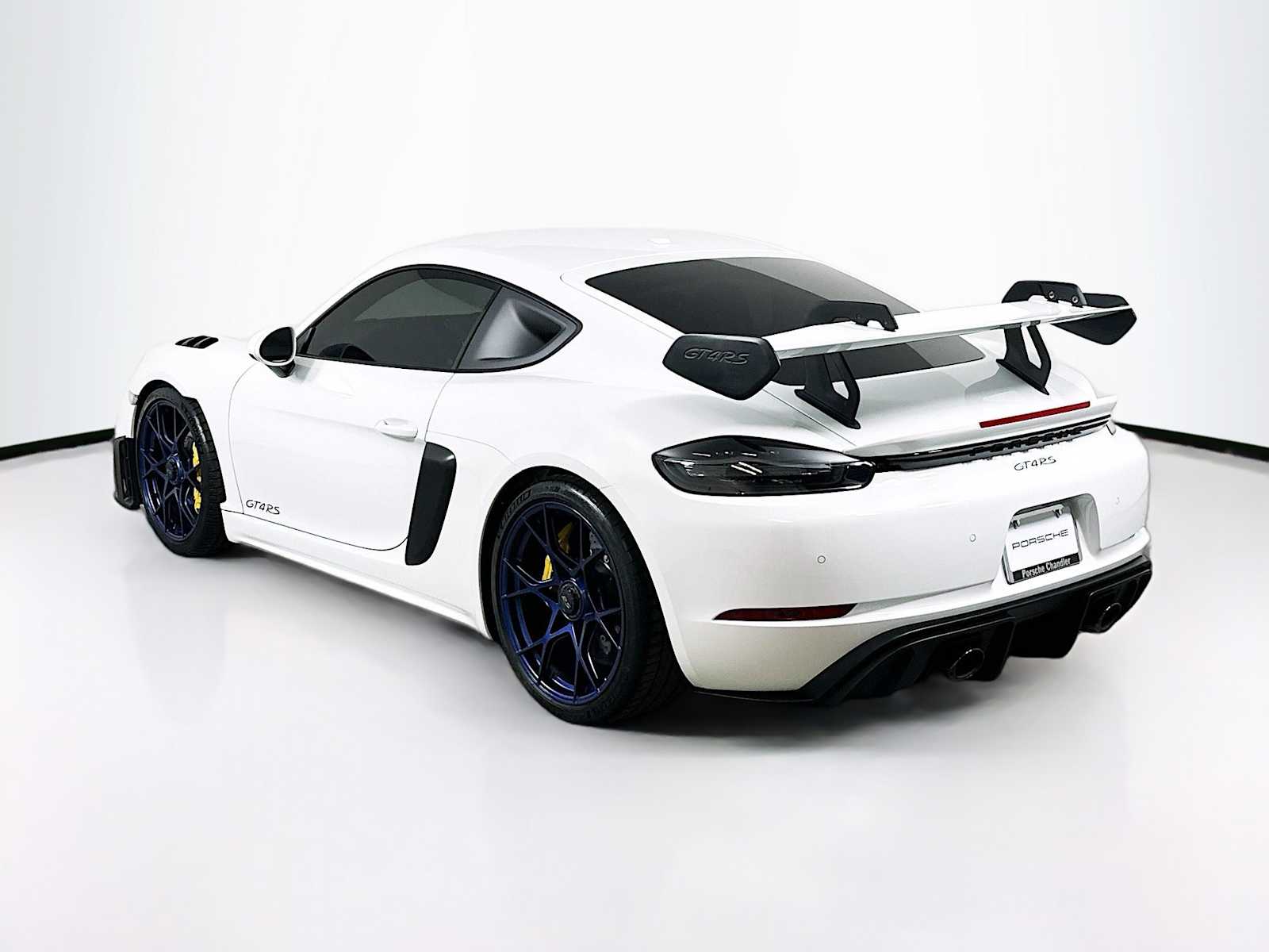 2024 Porsche Cayman GT4 RS photo 3
