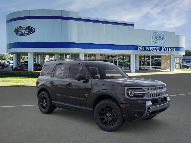 2025 Ford Bronco Sport Badlands photo 2
