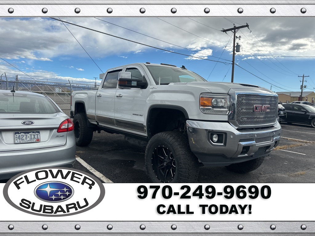 2019 Gmc Sierra HD SLT photo 3