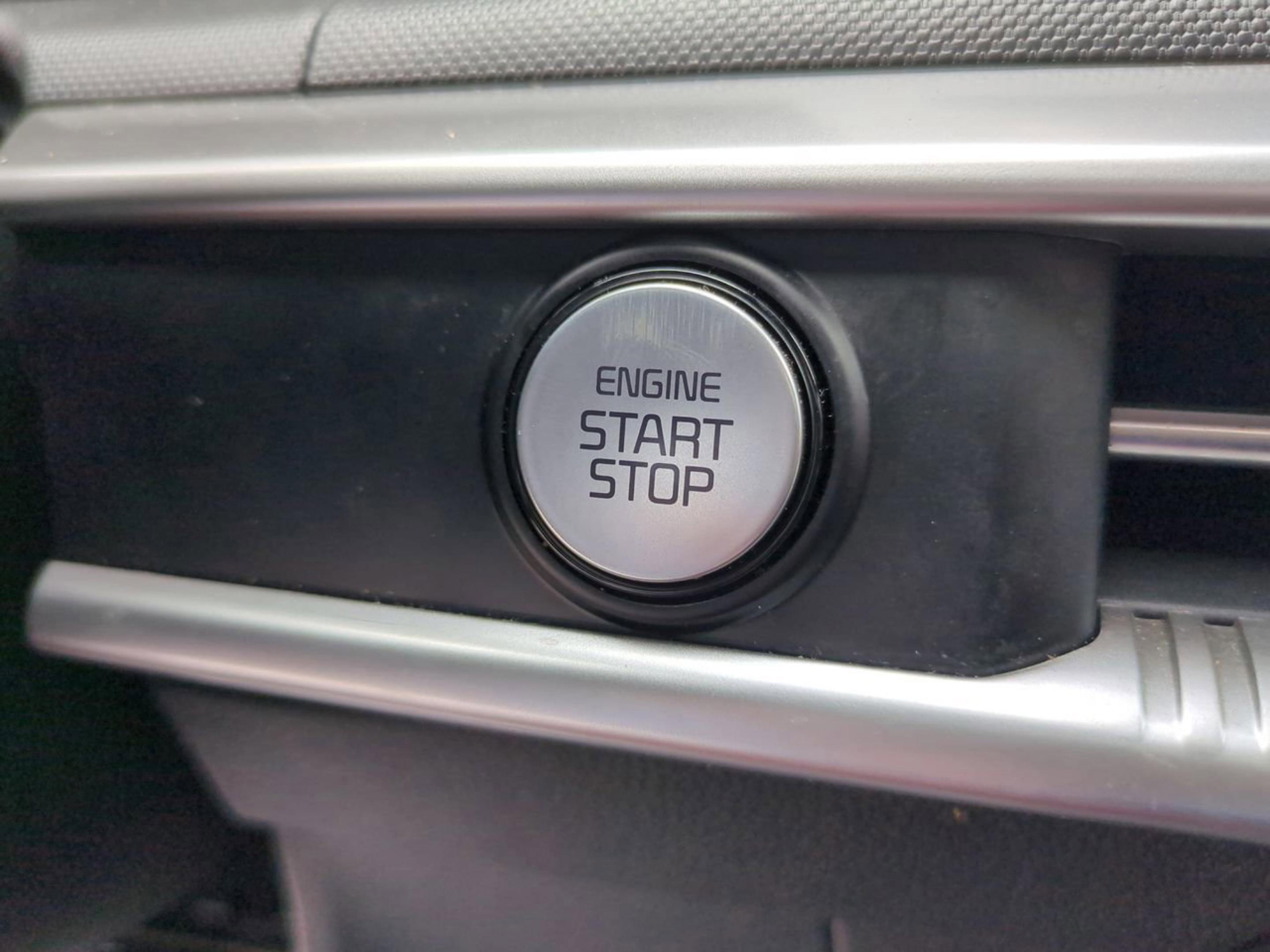 2023 Kia K5 GT-Line photo 27