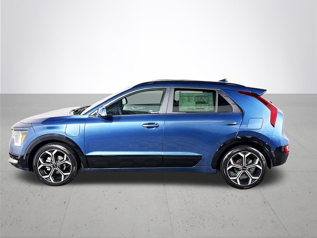 2025 Kia Niro Plug-In Hybrid SX Touring photo 9