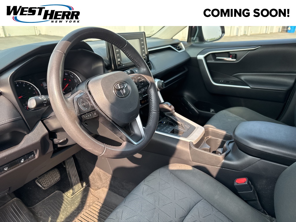 Used 2021 Toyota RAV4 XLE with VIN 2T3P1RFV2MW237609 for sale in Kansas City