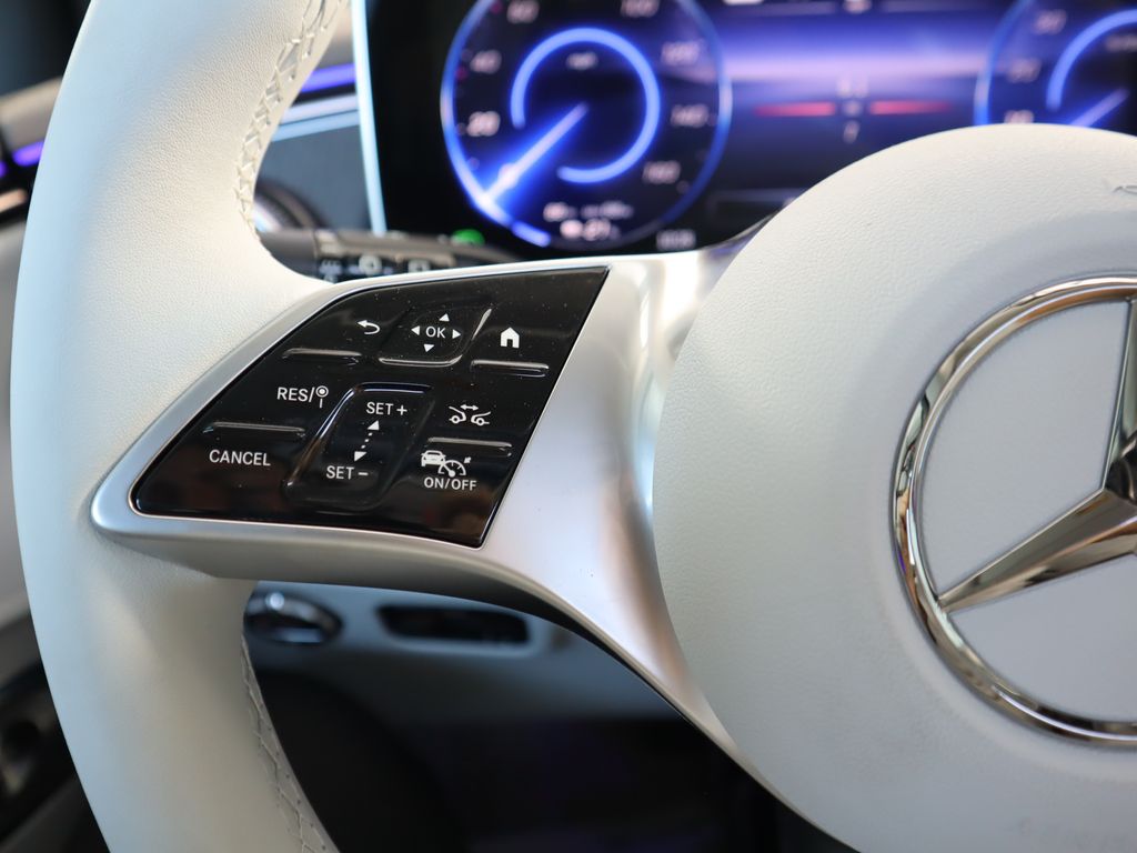 2026 Mercedes Benz EQE SUV photo 11