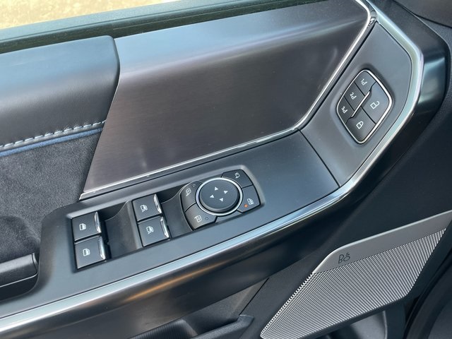 2025 Ford F-150 Platinum photo 23