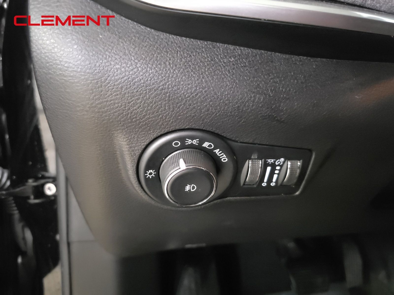2022 Jeep Compass Latitude photo 8