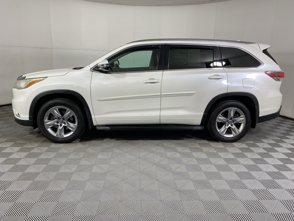 2016 Toyota Highlander Limited photo 5