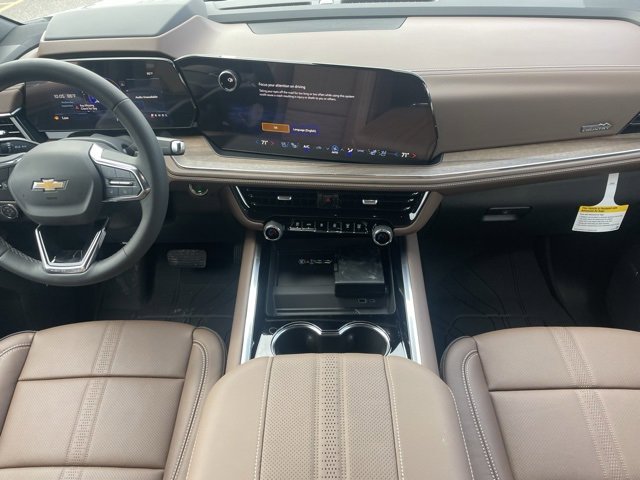 2025 Chevrolet Tahoe High Country photo 13