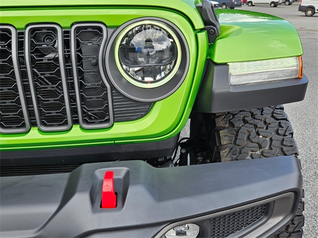 2025 Jeep Wrangler Rubicon photo 17