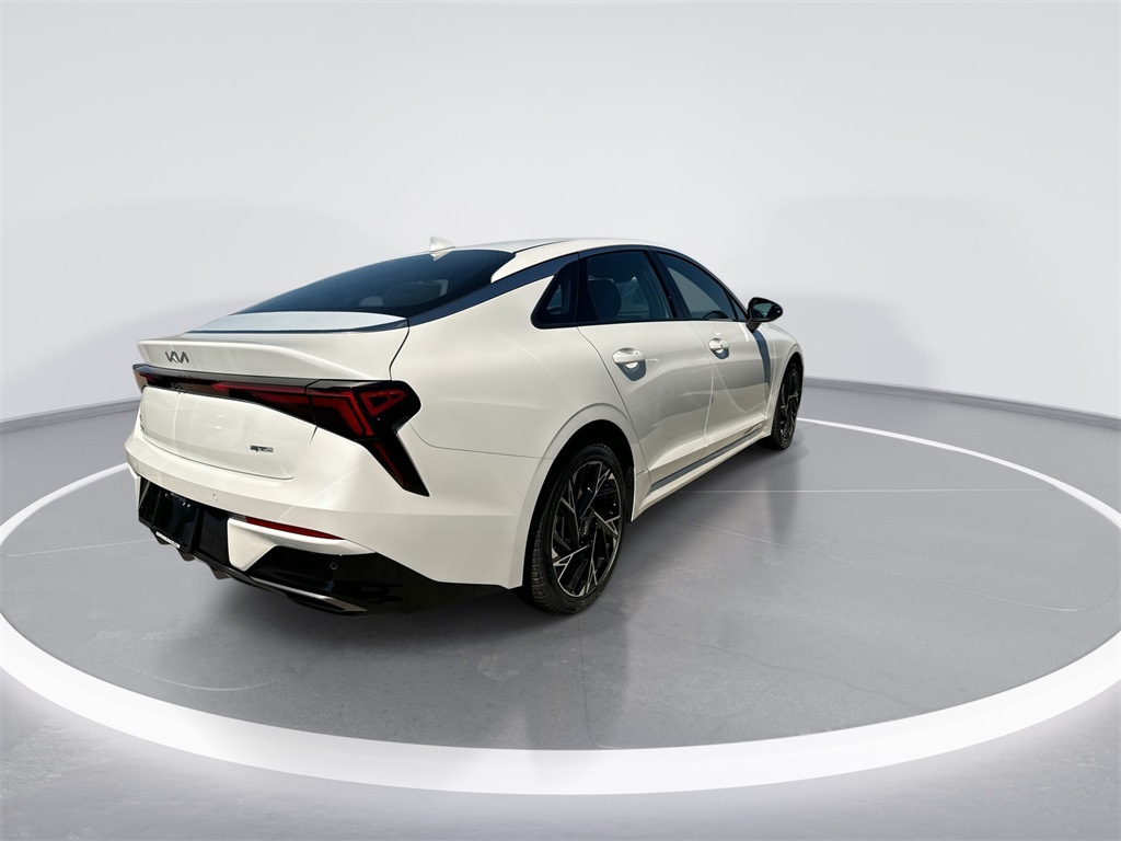 2026 Kia K5 GT-Line photo 8