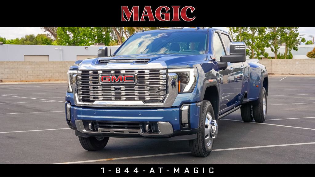2026 Gmc Sierra 3500 HD Denali photo 2