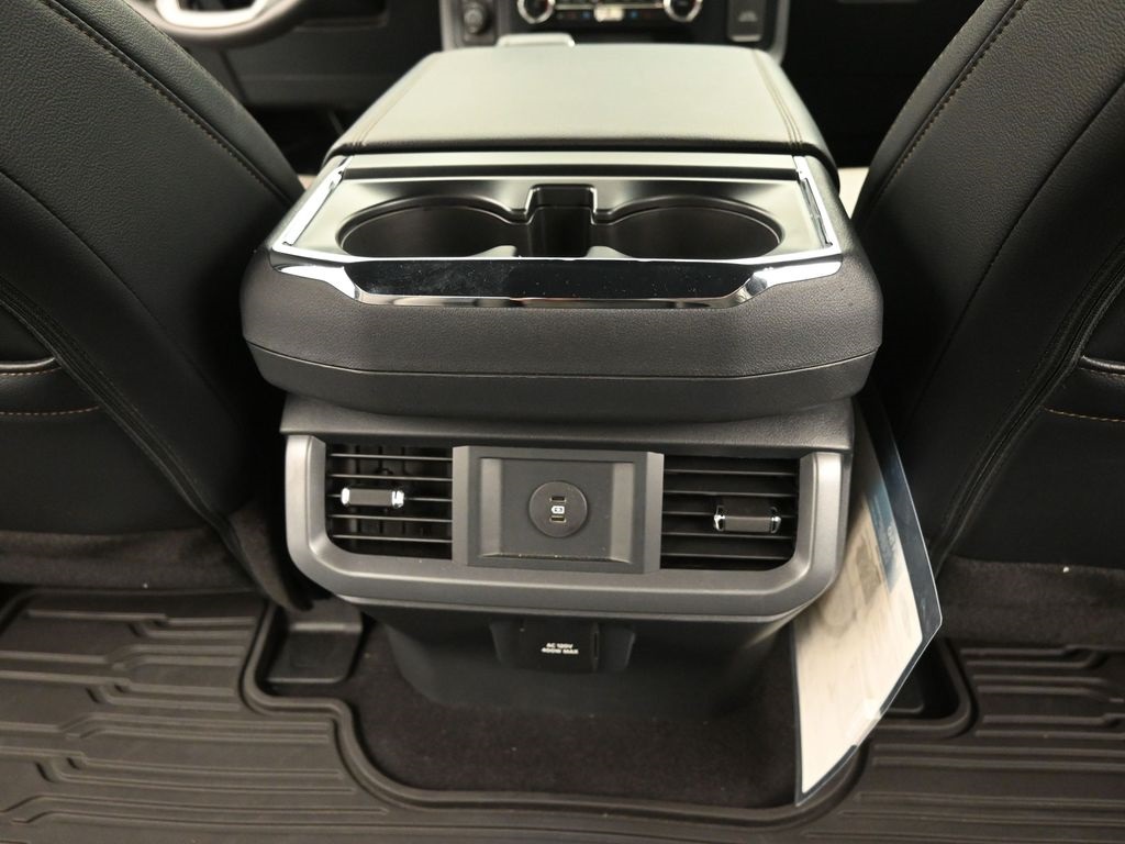 2025 Ford F-150 Lariat photo 27