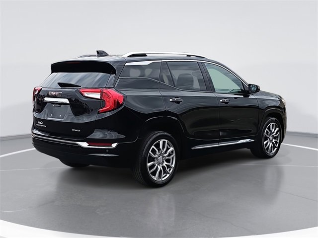 2023 Gmc Terrain Denali photo 2