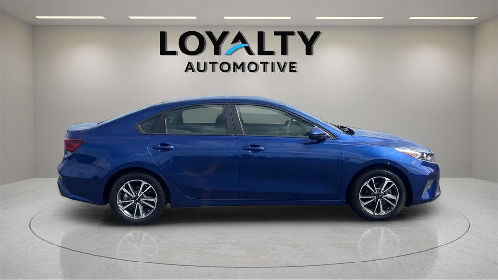 2022 Kia Forte LXS photo 6