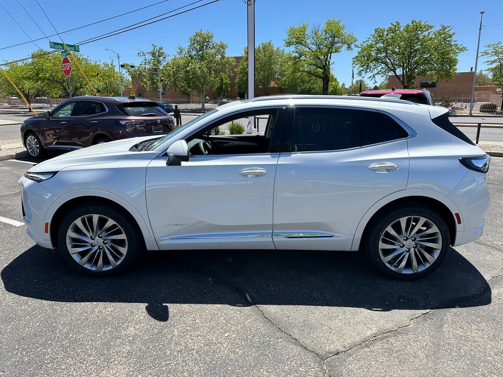 2025 Buick Envision Avenir photo 3