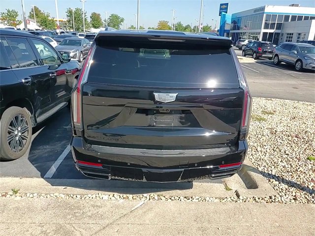 2025 Cadillac Escalade Sport Platinum photo 4