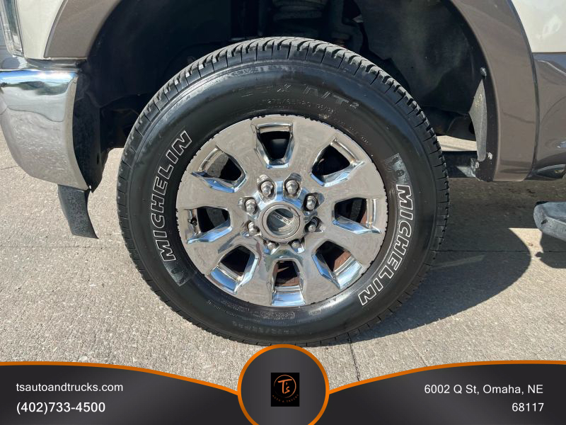 2017 Ford F-250 photo 11