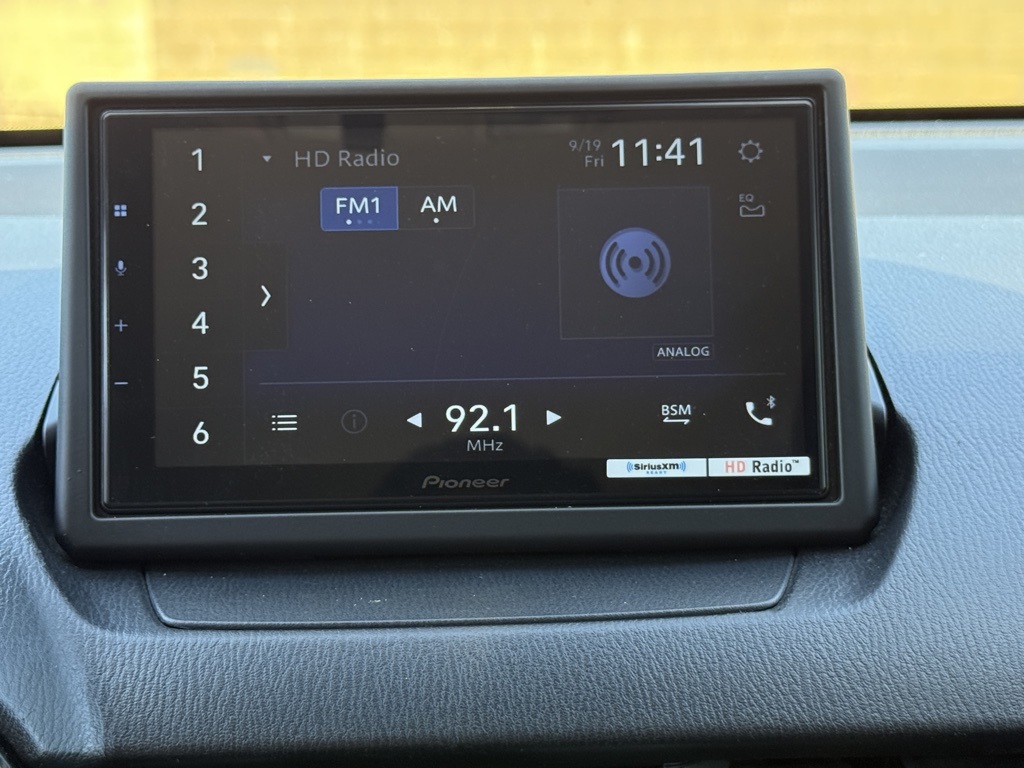 2017 Toyota Yaris iA Base photo 25