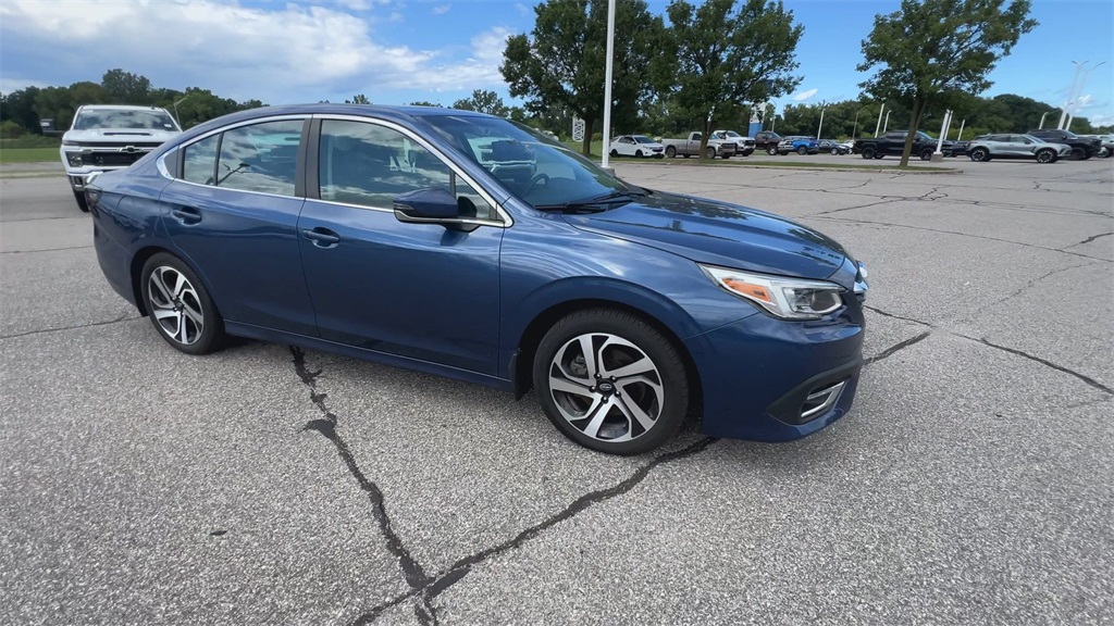 2022 Subaru Legacy Limited photo 2