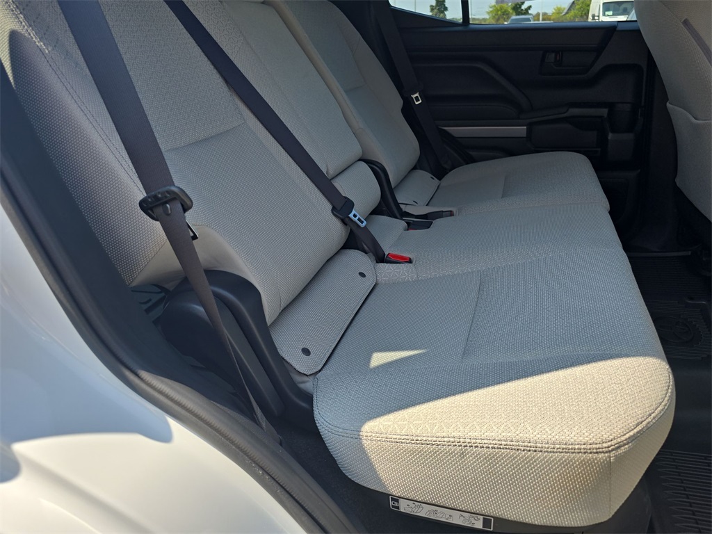 2025 Toyota 4Runner SR5 4WD photo 34