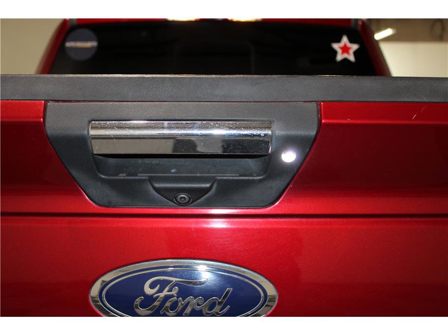 2019 Ford F-150 XLT photo 16
