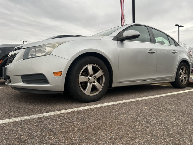 2012 Chevrolet Cruze photo 4