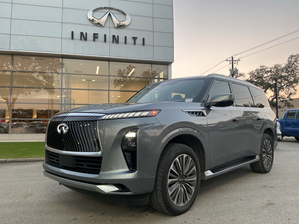2025 INFINITI QX80 Sensory 4WD's photo