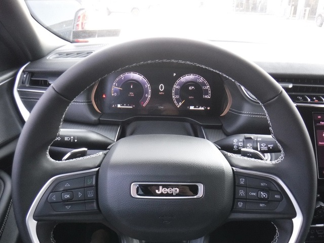 2025 Jeep Grand Cherokee Laredo X photo 23