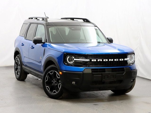 2025 Ford Bronco Sport Outer Banks's photo