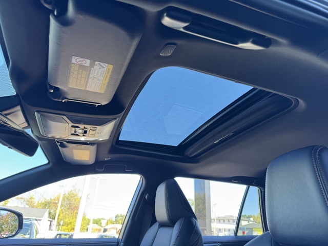 2025 Toyota RAV4 Hybrid XSE photo 10