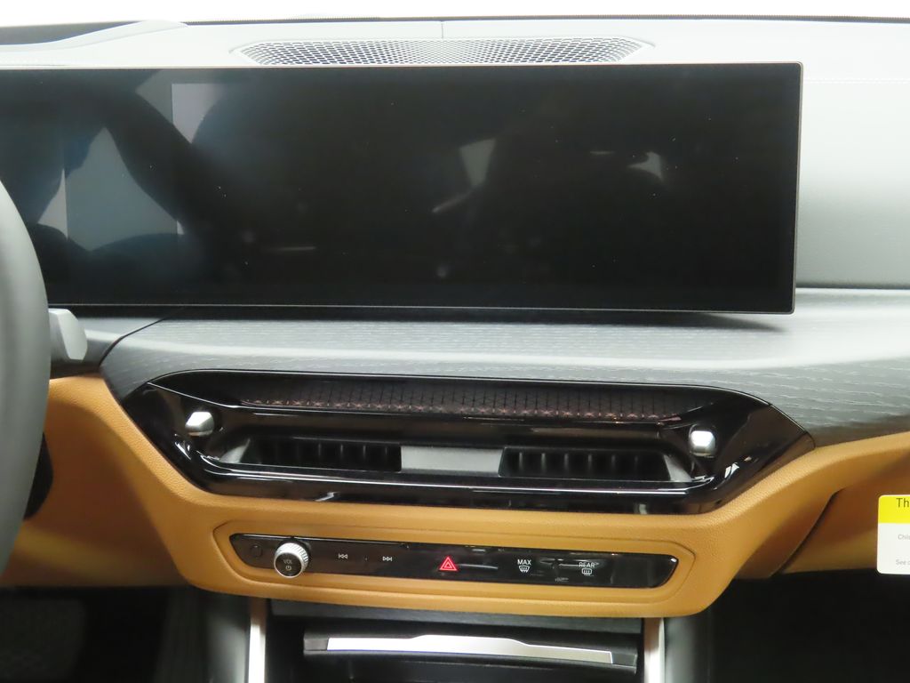 2025 Bmw 330i photo 14