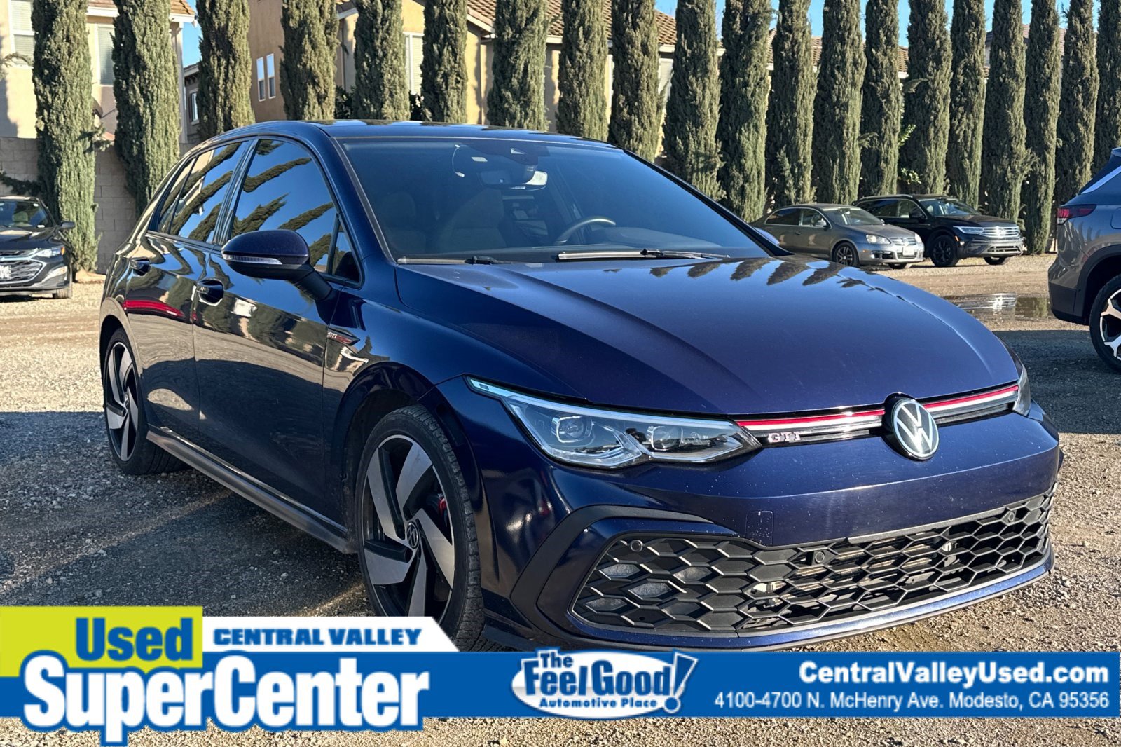 2022 Volkswagen Golf GTI Base's photo