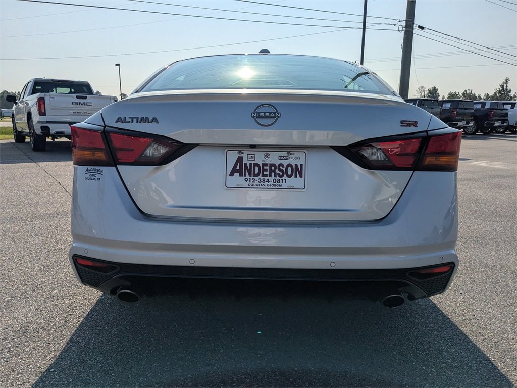2024 Nissan Altima 2.5 SR photo 4