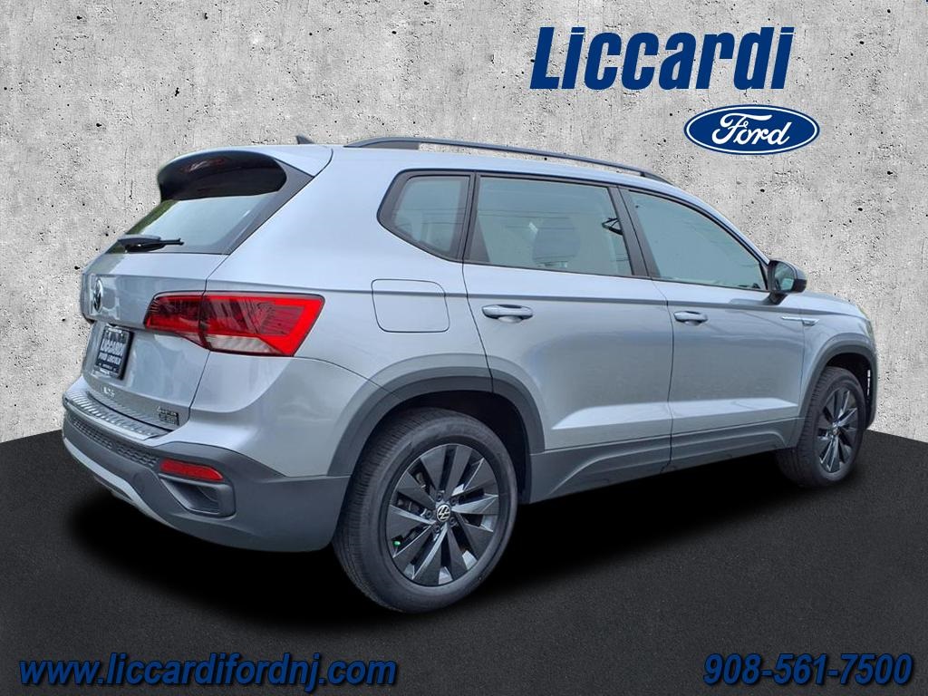 Used 2022 Volkswagen Taos S with VIN 3VVMX7B20NM050102 for sale in Watchung, NJ