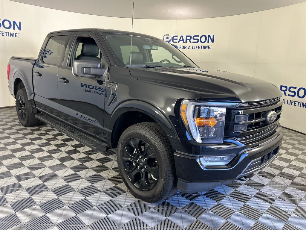 2022 Ford F-150 XLT photo 3