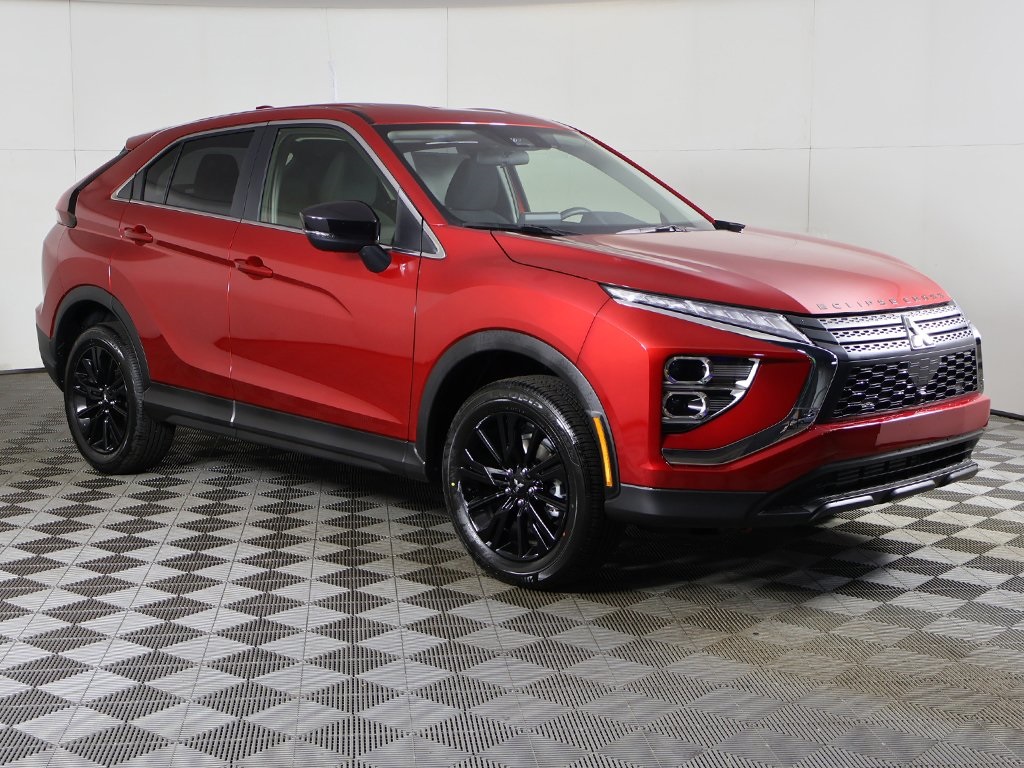 2025 Mitsubishi Eclipse Cross LE photo 10