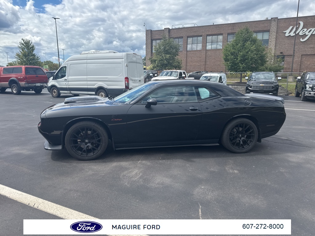 2016 Dodge Challenger SXT photo 4