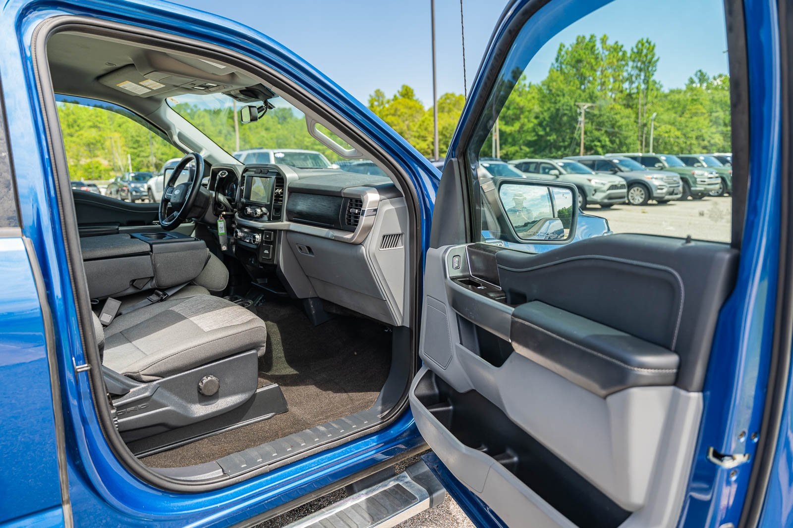 2022 Ford F-150 XLT photo 13