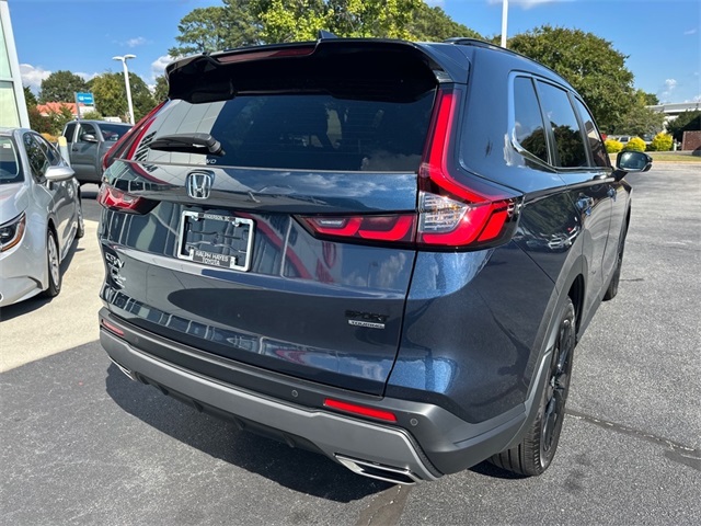2025 Honda CR-V Hybrid Sport Touring photo 3