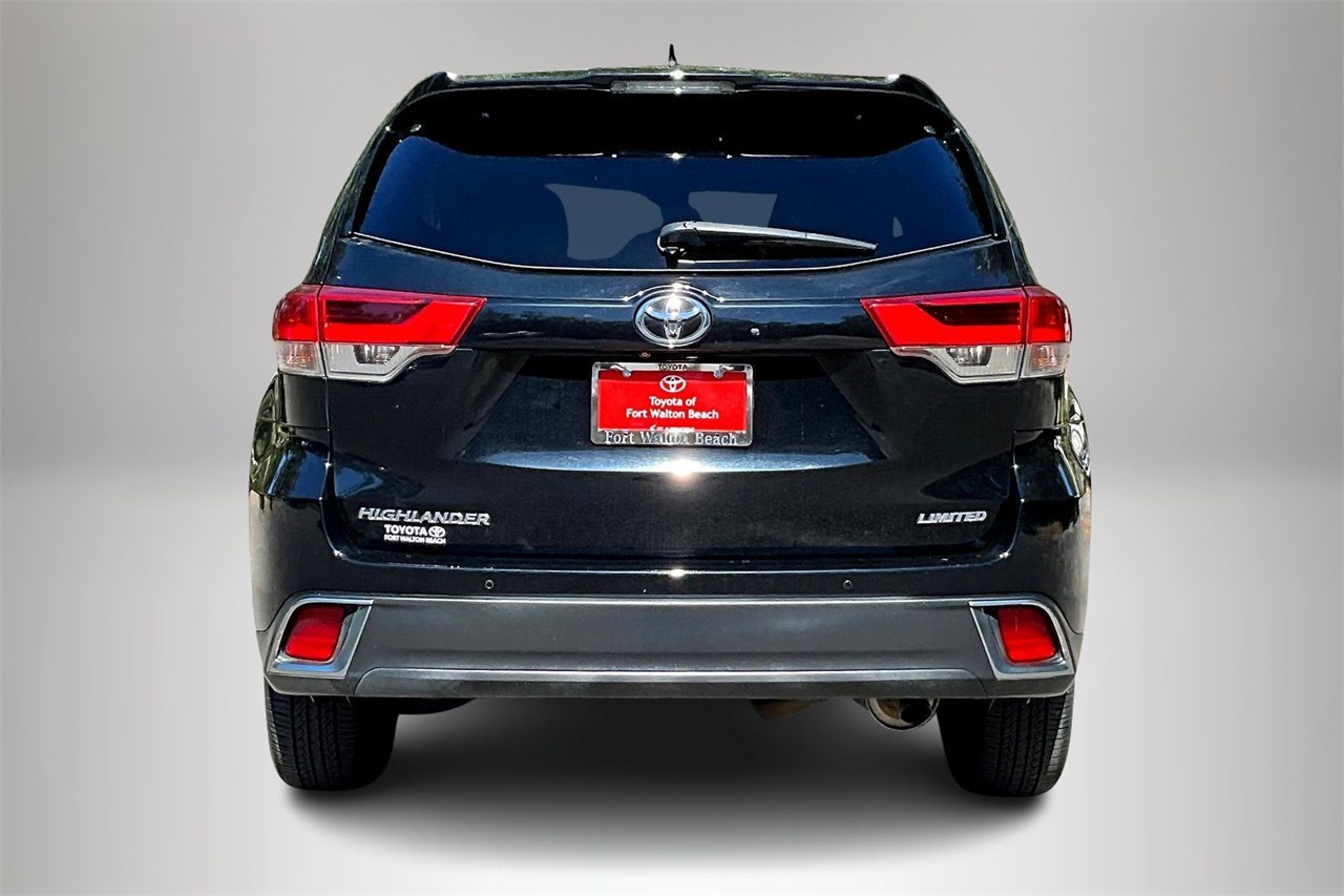 2019 Toyota Highlander Limited Platinum photo 4
